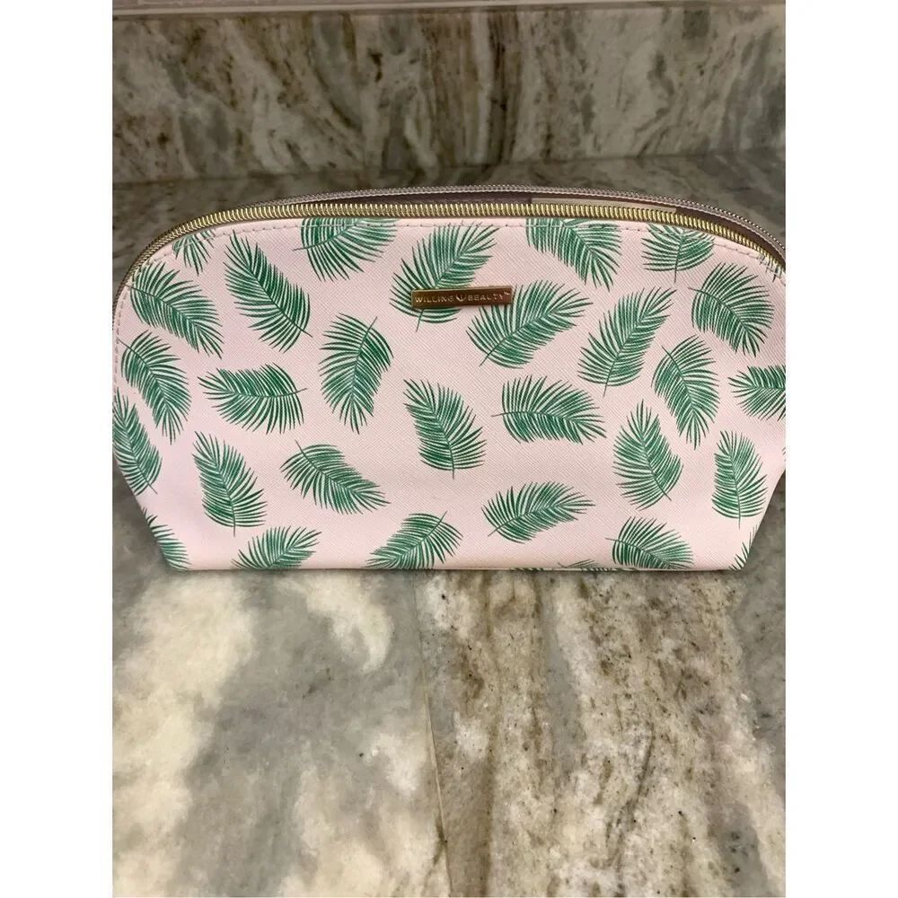 Cosmetic Bag Feather Design #makeup bag